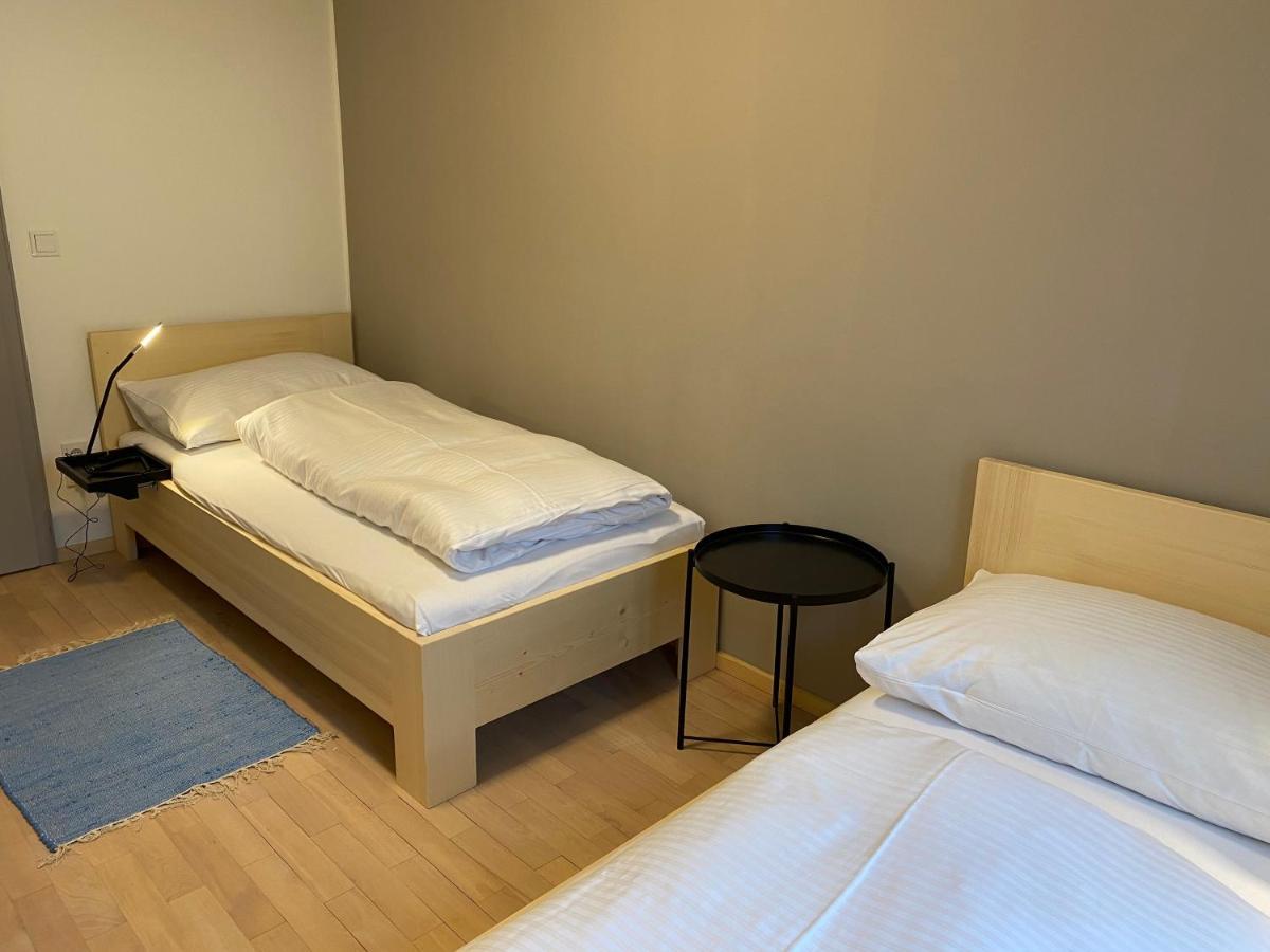 Wohnung Erdgeschoss Mit 3 Schlafzimmer In Ruhiger Gegend Mader Екстериор снимка
