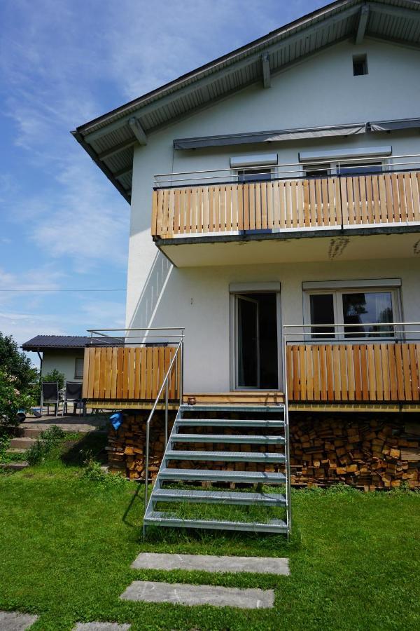 Wohnung Erdgeschoss Mit 3 Schlafzimmer In Ruhiger Gegend Mader Екстериор снимка